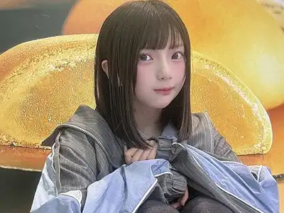 【画像】 乳が無いからケツで勝負する女の子ｗｗｗｗｗｗｗｗｗｗｗｗｗｗｗｗｗｗｗｗｗｗｗｗ
