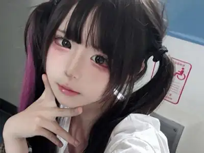 【流出】地下アイドル、オタクを自宅に連れ込んでセ○クスさせてあげた動画。とうとうここまで来たか…