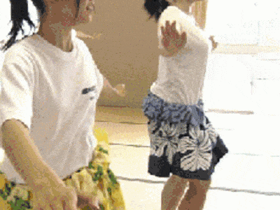 【放送事故】テレビ番組にノーブラ女子が続出！？ サービス精神がすぎると大反響ｗｗｗ