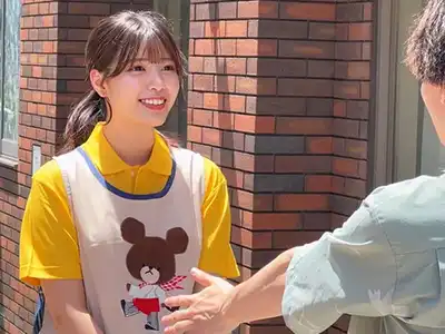 【エロ動画 素人】 街で見かけたエプロンが可愛い保育士さんをナンパしてセクロス