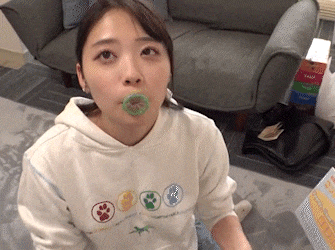 【画像】口でコンドームを装着してくれる女の子、工ロすぎるだろwwwwww