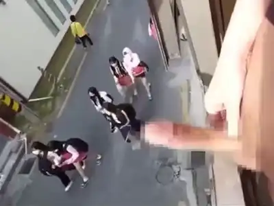 【犯罪】女子高生30人。こんなエロ動画をネットに晒されてるなんて想像だにしないだろうな