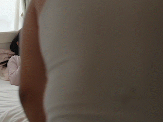 【幸村泉希】世にも奇妙すぎる実話…隣人の女子大生が廊下で無愛想にパンツを見せつけてきます【AV】